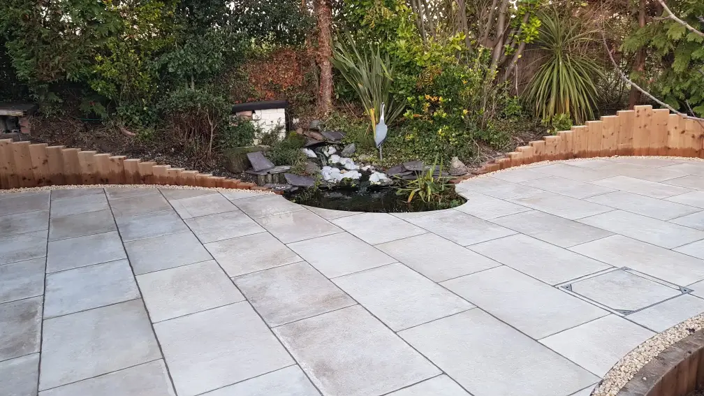Porcelain slabing and fencing in poole and bournemouth